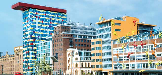 Duesseldorf-Medienhafen